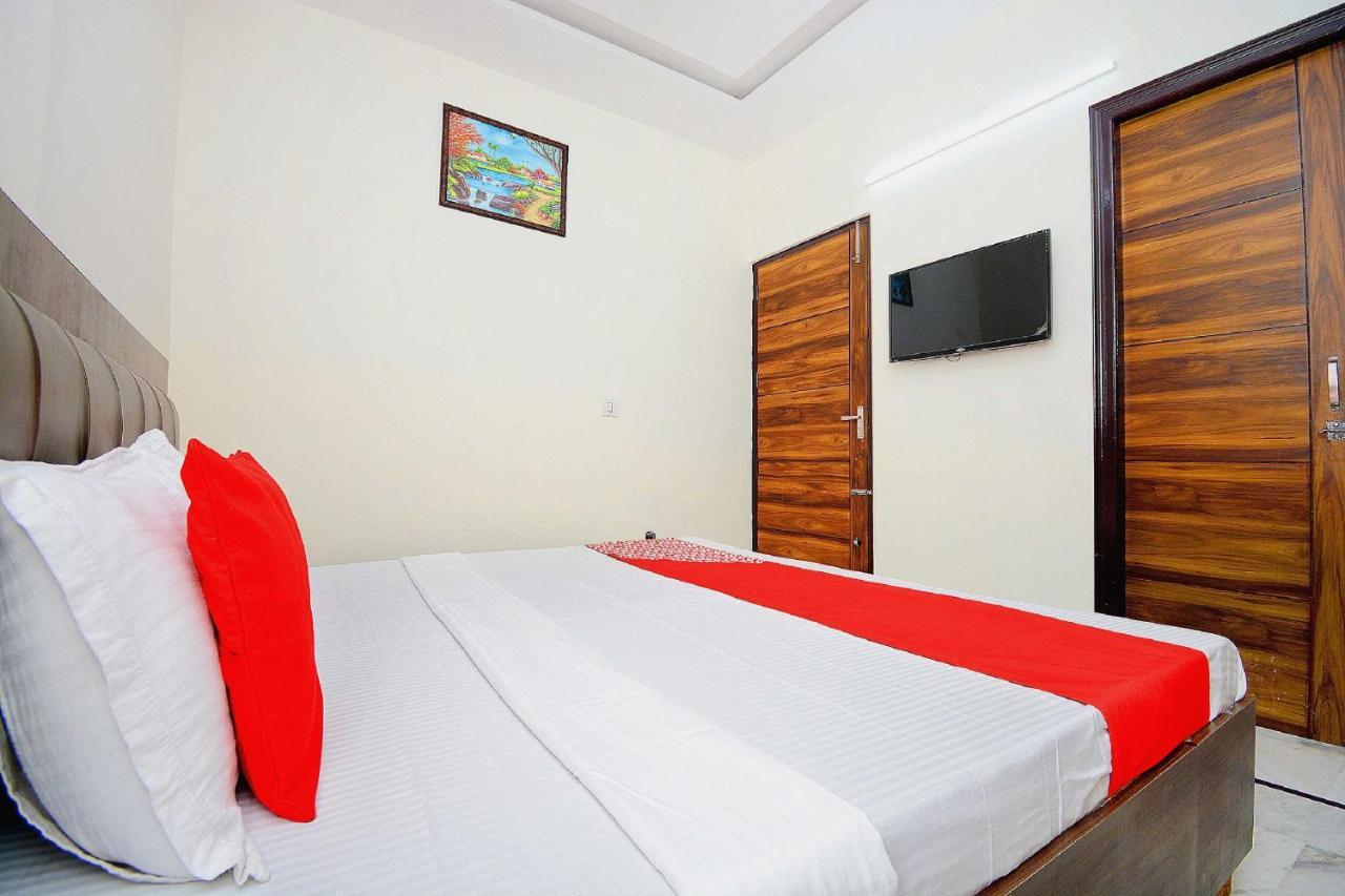 Oyo Flagship 38787 Hotel Red Rose Бхатинда Экстерьер фото