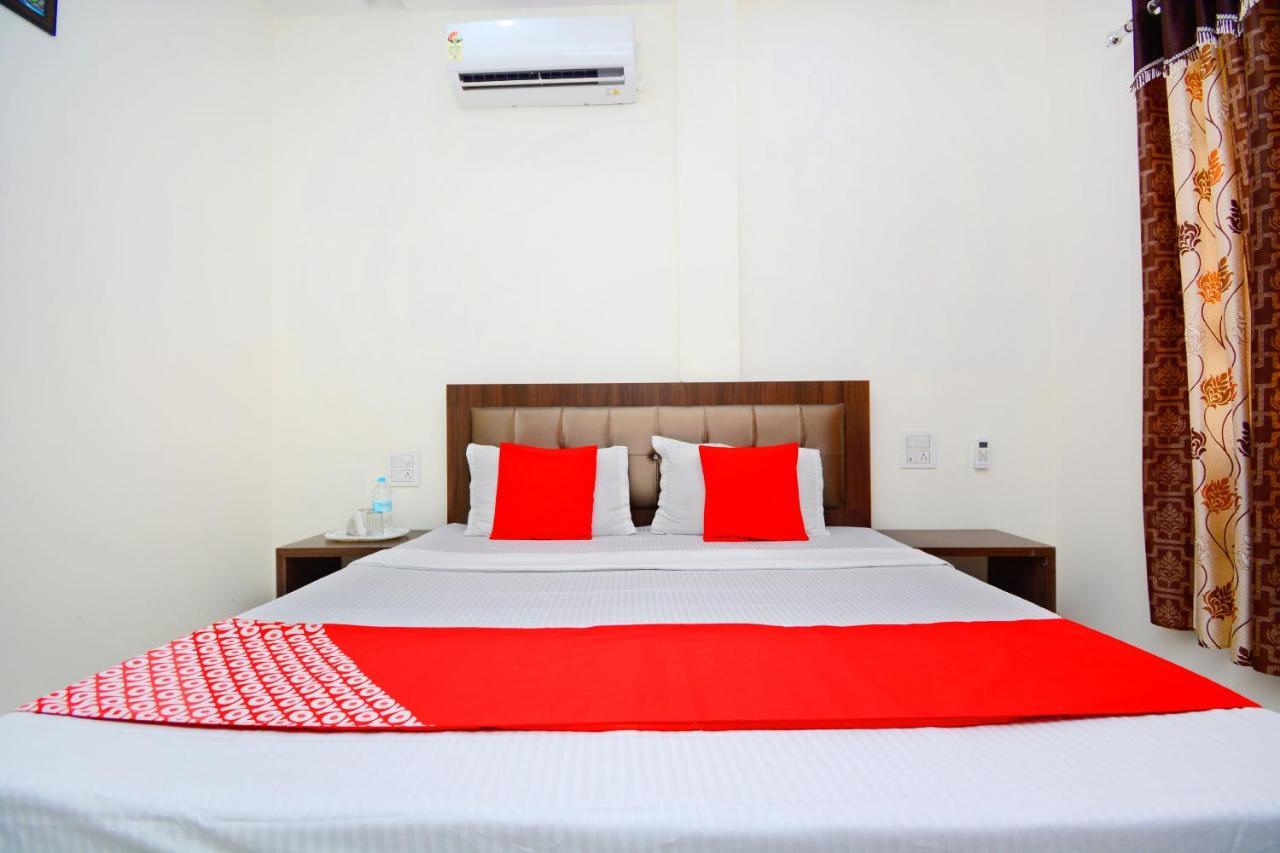 Oyo Flagship 38787 Hotel Red Rose Бхатинда Экстерьер фото